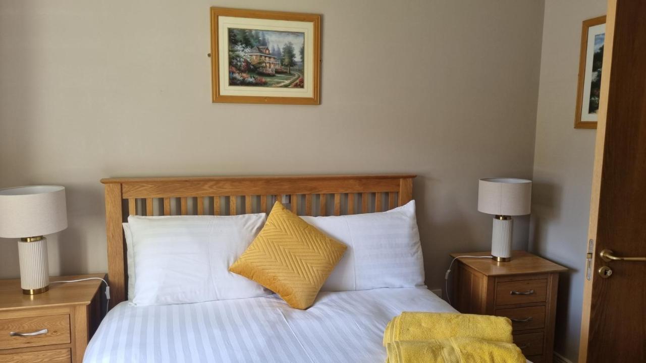 2 Bedroomed Ground Floor Apartment 肯梅尔 外观 照片