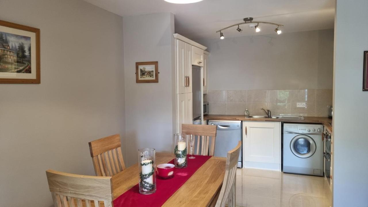 2 Bedroomed Ground Floor Apartment 肯梅尔 外观 照片